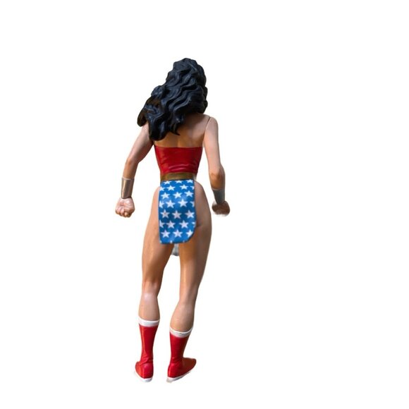 Wonder Woman DC Action Figure 2003 6.75" - Picture 2 of 5
